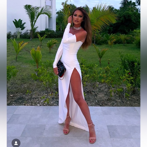 Encinal Evening Gown - Picture 3 of 13